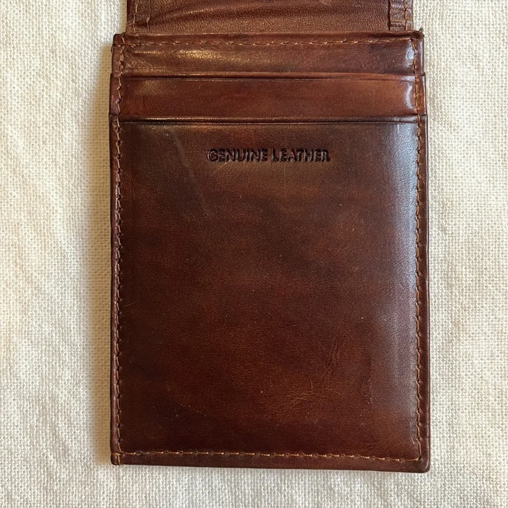 NWT Guess Wallet